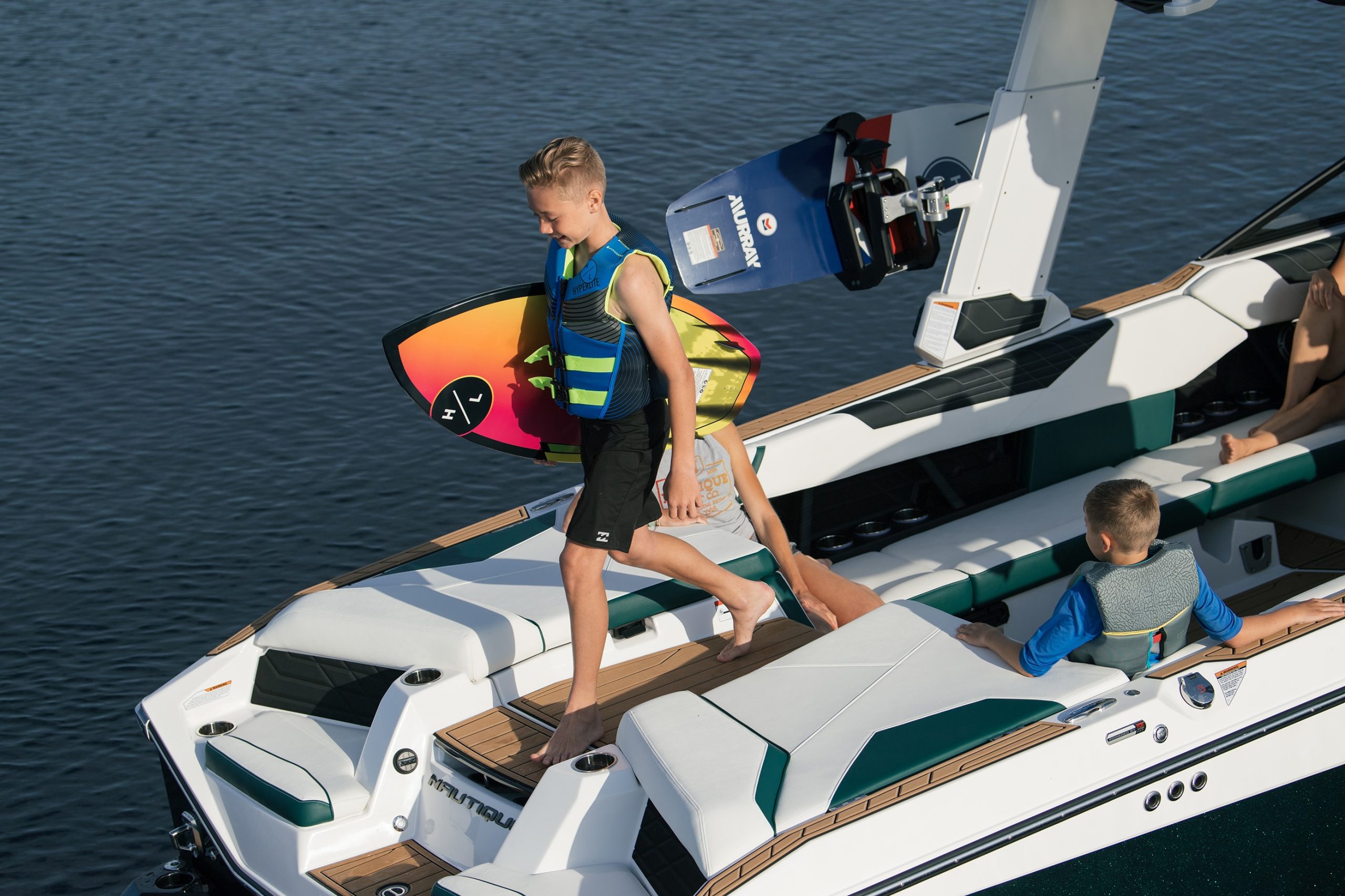 2023_super_air_nautique_s25_174-scaled-mp8MMpX9qnfJMrEV